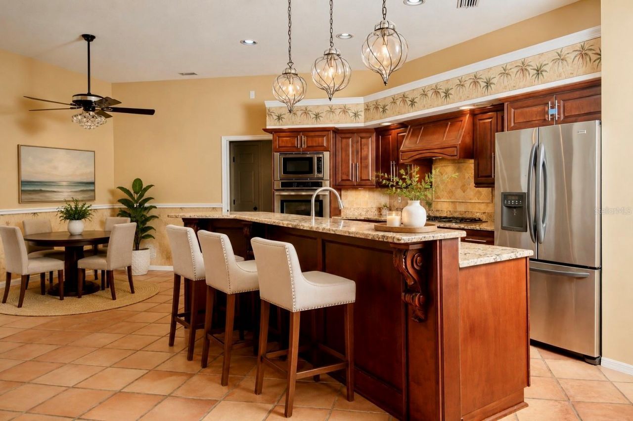 8390 Meadow Brook Drive E, Seminole, FL 33777 Photo