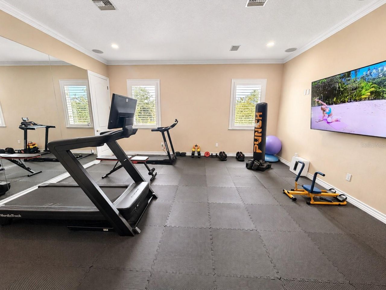 2280 Mackenzie Court, Clearwater, FL 33765 Photo