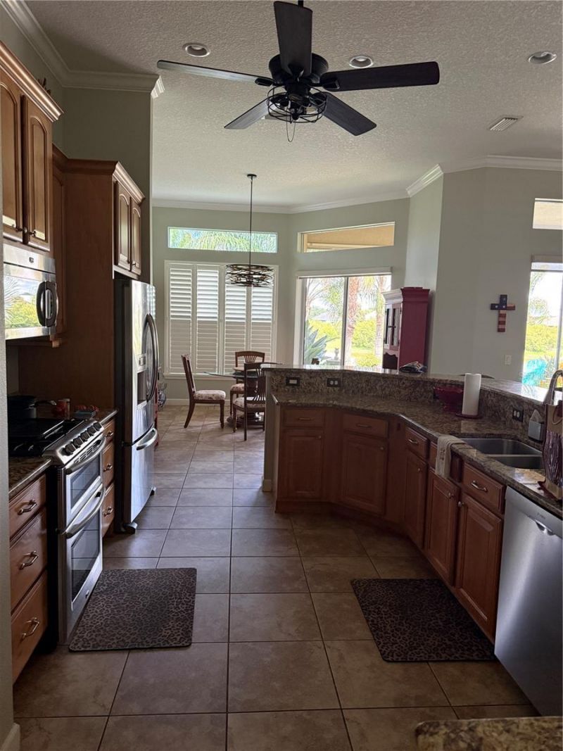 8872 Bridgeport Bay Circle , Mount Dora, FL 32757 Photo