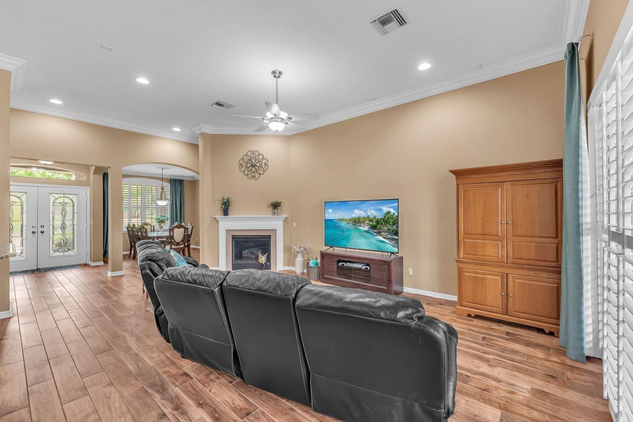 2817 Durant Trails Boulevard , Dover, FL 33527 Photo