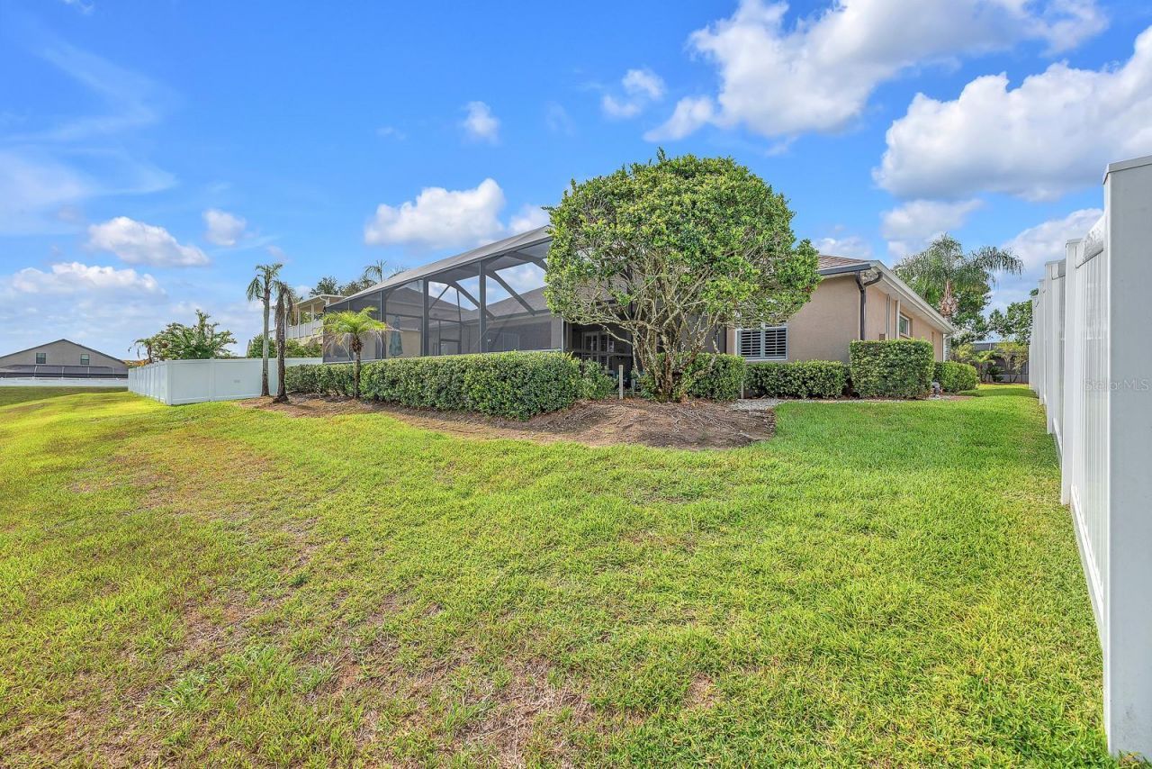2817 Durant Trails Boulevard , Dover, FL 33527 Photo