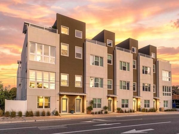 343 8TH STREET N, ST PETERSBURG, FL 33701