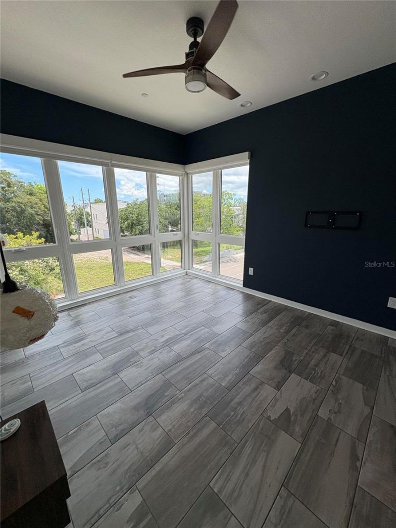 343 8th Street N, Saint Petersburg, FL 33701 Photo