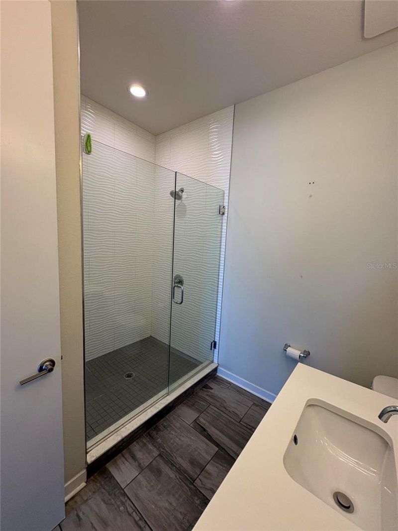 343 8th Street N, Saint Petersburg, FL 33701 Photo