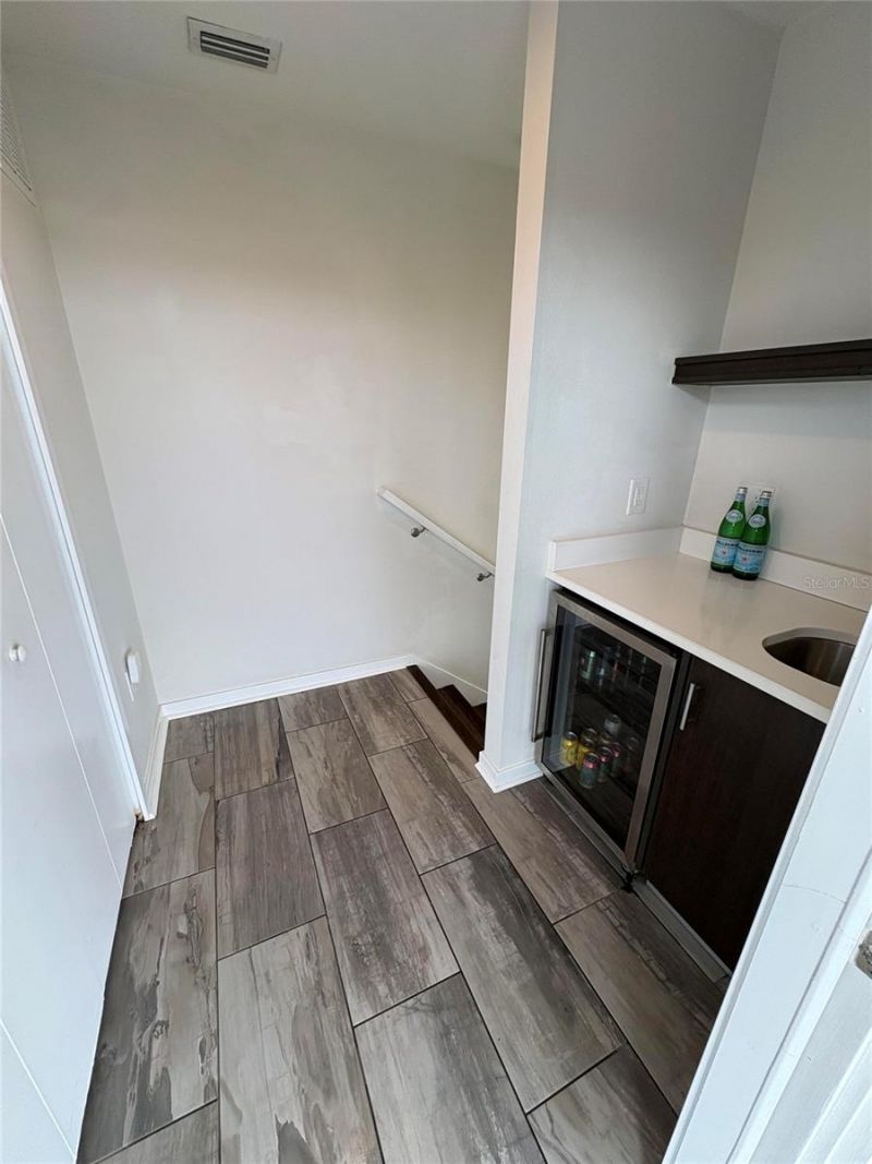 343 8th Street N, Saint Petersburg, FL 33701 Photo