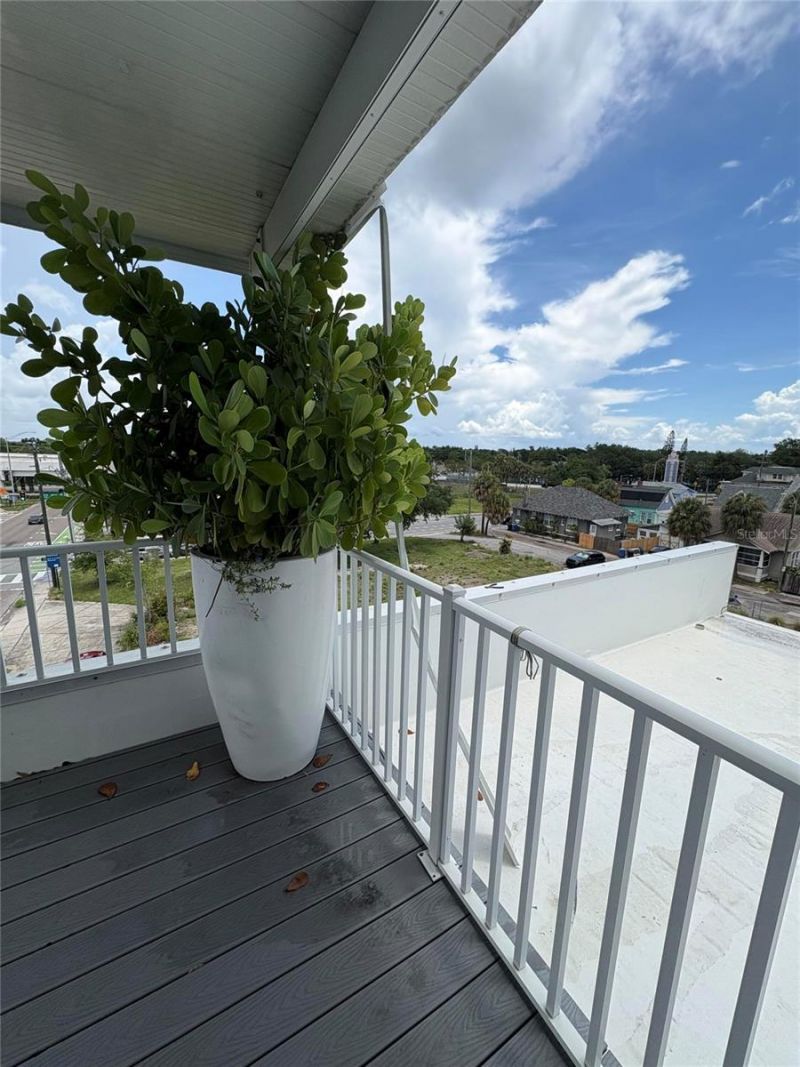 343 8th Street N, Saint Petersburg, FL 33701 Photo