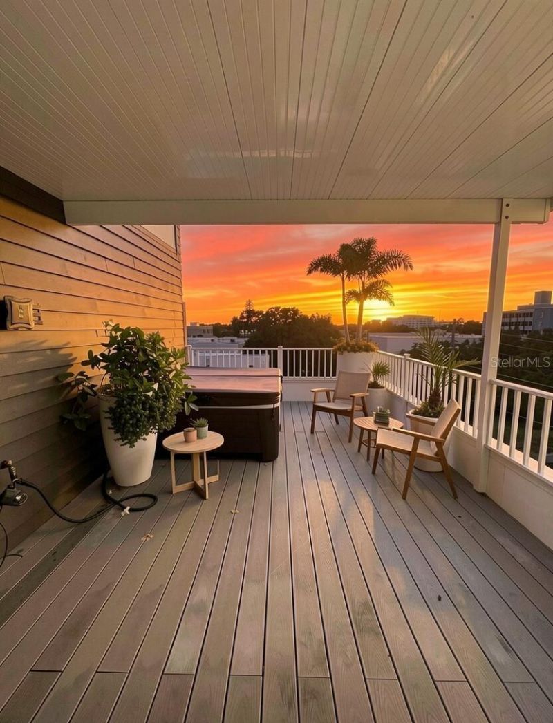 343 8th Street N, Saint Petersburg, FL 33701 Photo