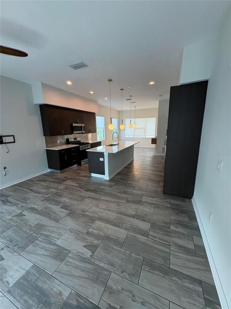 343 8th Street N, Saint Petersburg, FL 33701 Photo