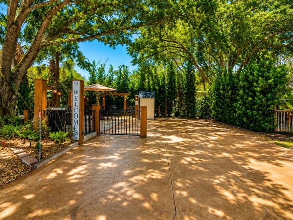 219 E APPALOOSA TRAIL , RIVER RANCH, FL 33867