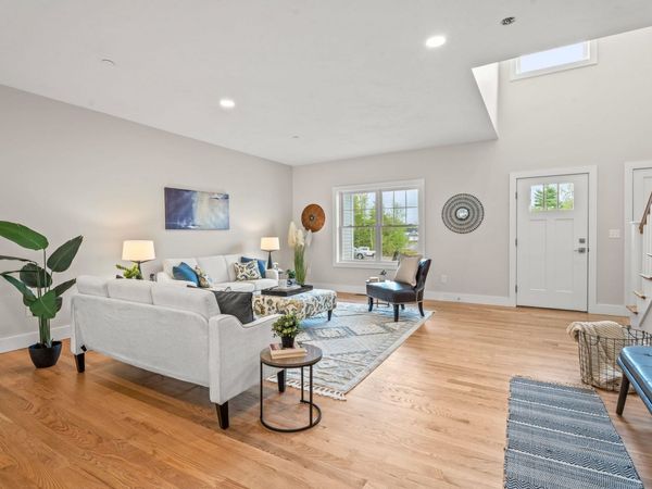 99 Driftwood Circle, Unit 38, Sandown, NH 03873