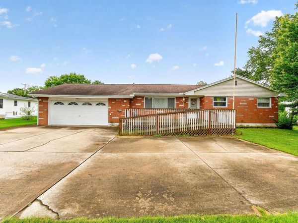 925 Collins Avenue , Marysville, OH 43040