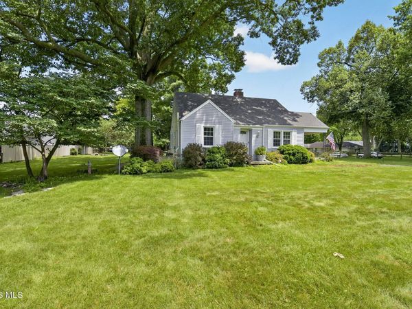 1655 Eastgate Road, Toledo, OH 43614