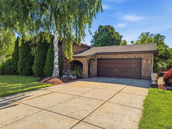 3089 N Creek Road , Youngstown, NY 14174