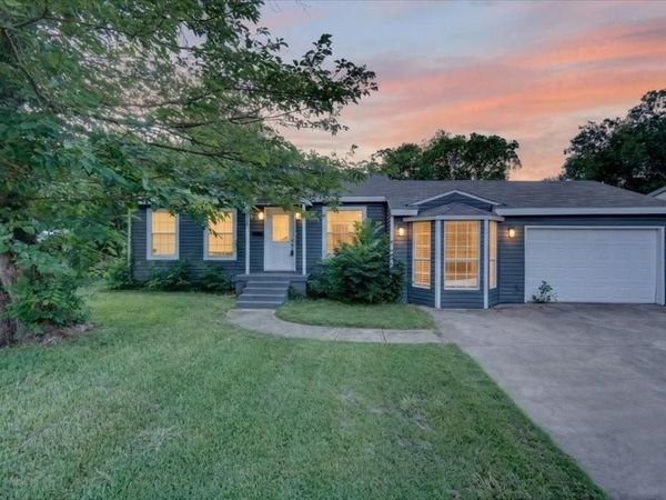 6633 Emhouse Street , Dallas, TX 75232