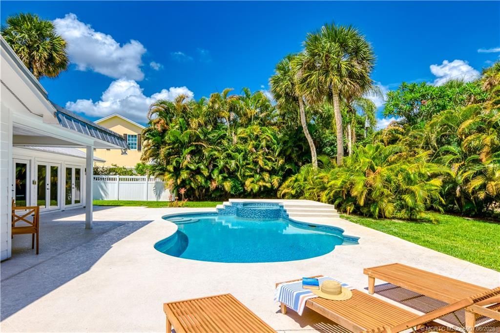 10 Ridgeland Drive , Stuart, FL 34996 Photo