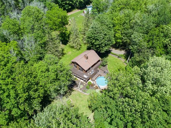 7733 E Port Bay Road , Wolcott, NY 14590