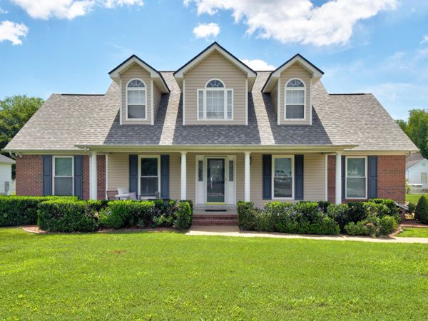 8602 Boulder View Drive, Soddy Daisy, TN 37379