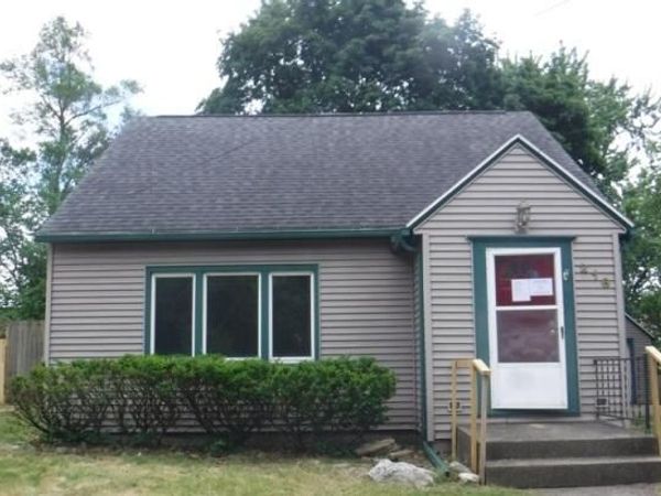 218 Amos Avenue, Portage, MI 49002