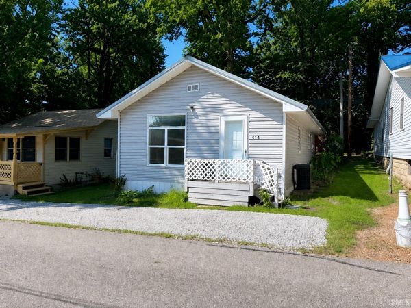414 W Coy Avenue, Silver Lake, IN 46982