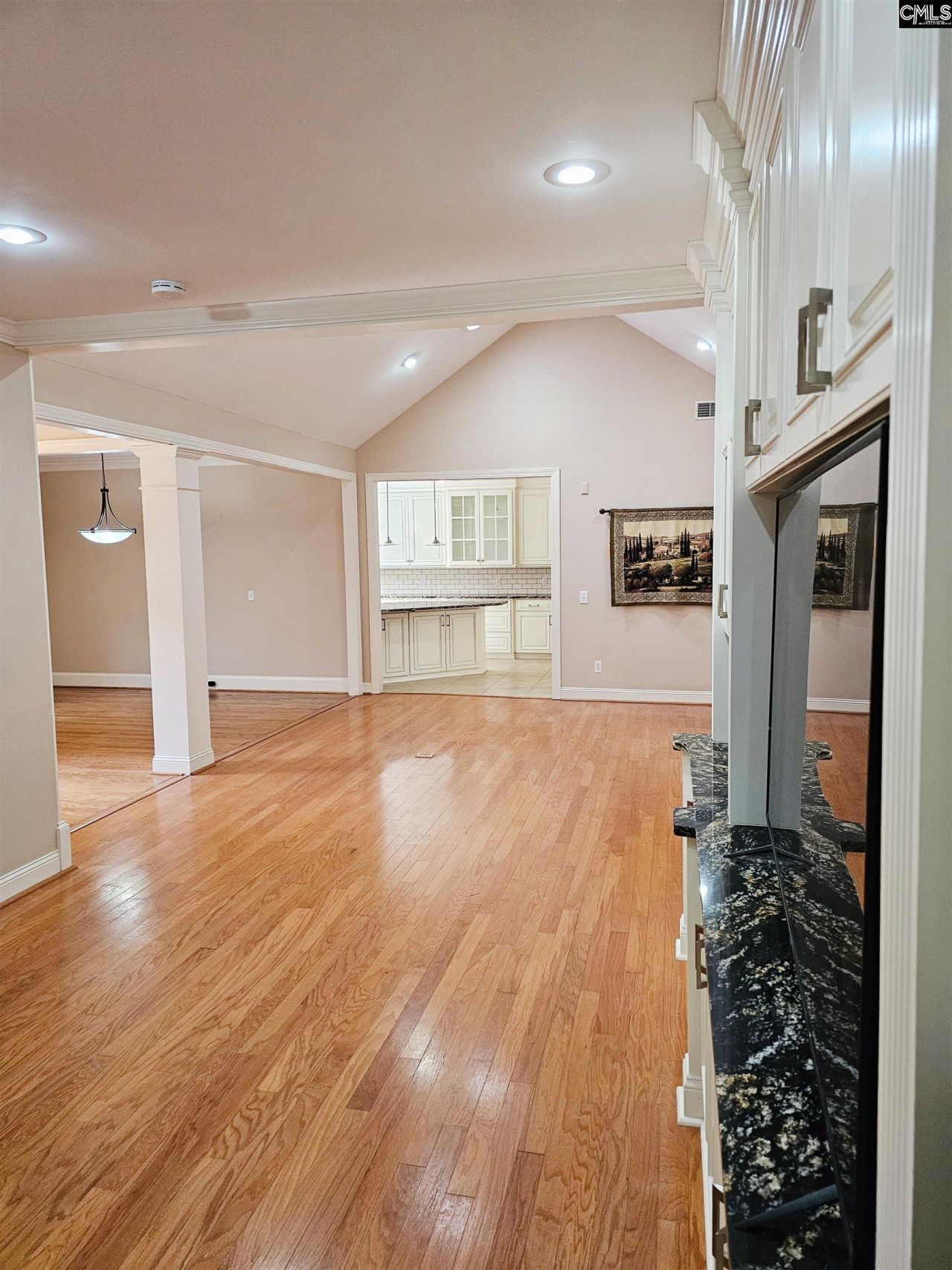 128 Spring Valley Court  Photo 14
