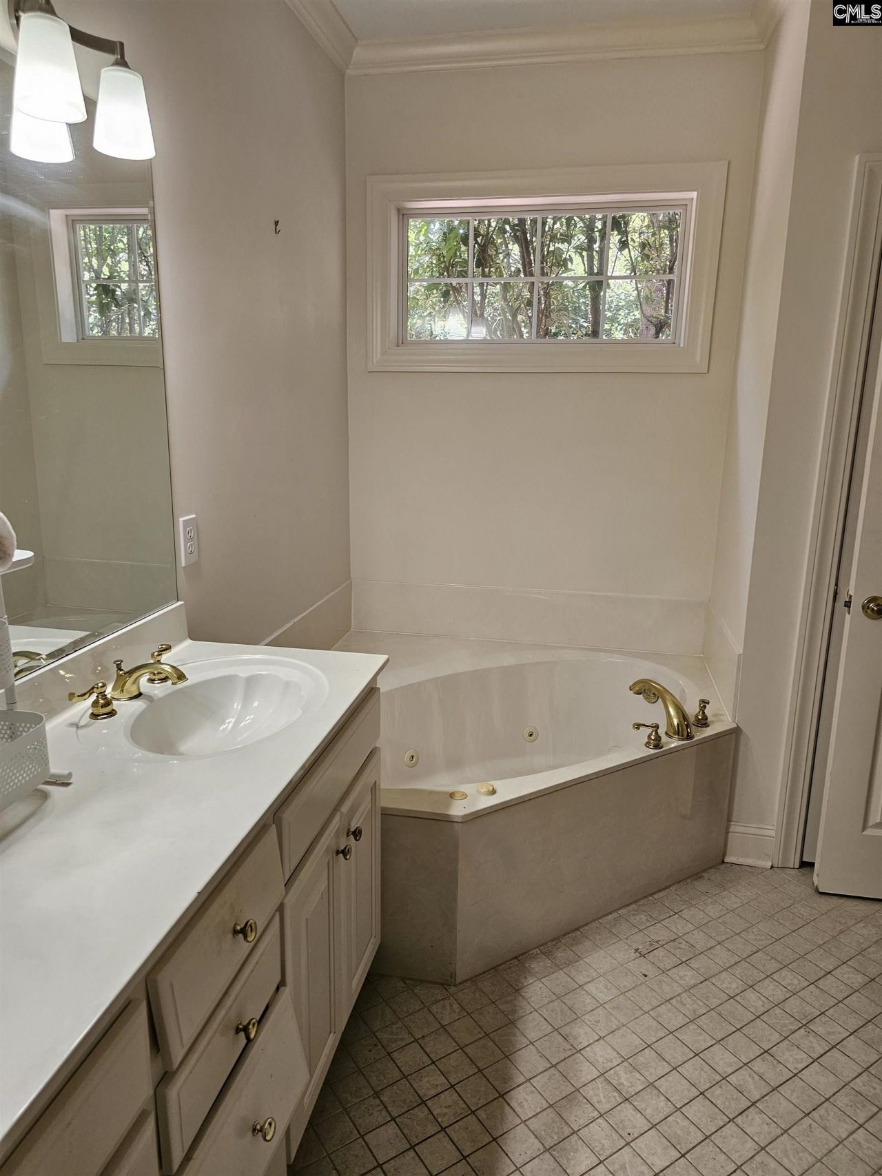 128 Spring Valley Court  Photo 20