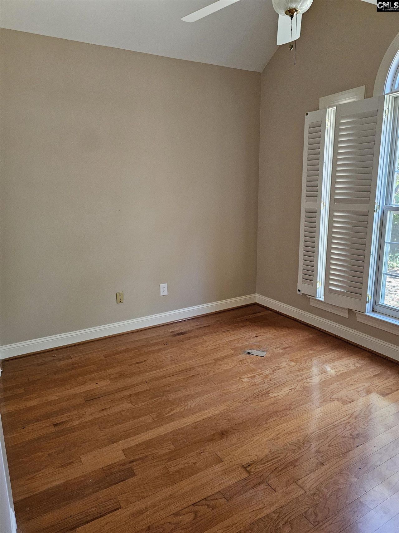 128 Spring Valley Court  Photo 24