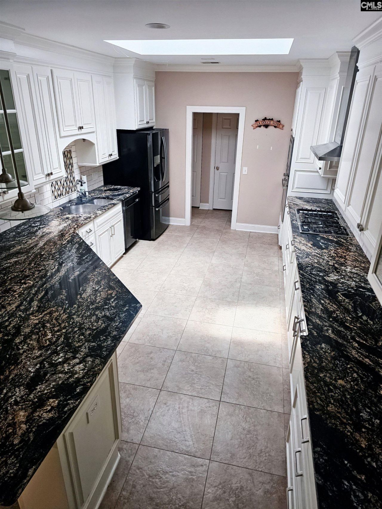 128 Spring Valley Court  Photo 31