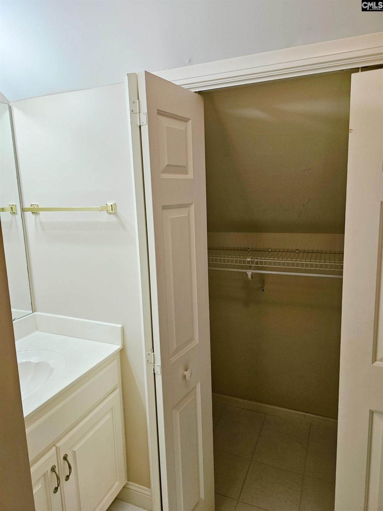 128 Spring Valley Court  Photo 37