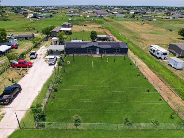 5909 Black Springs Lane , Joshua, TX 76058