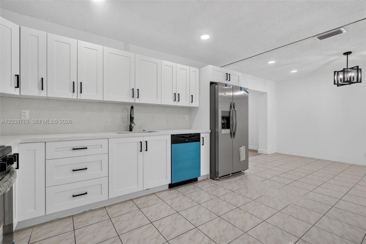 258 SW 8th St , Dania Beach, FL 33004 Photo