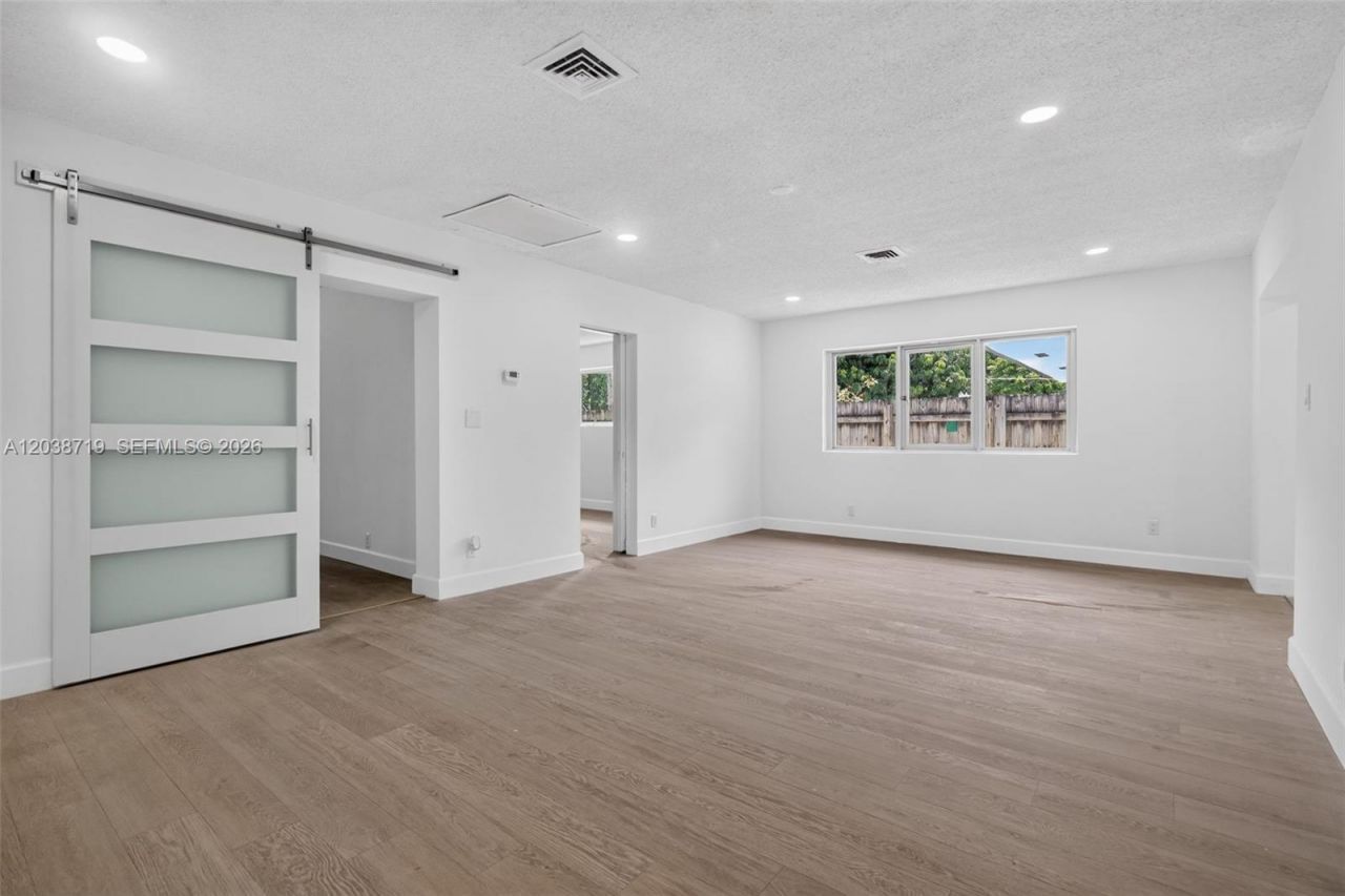 258 SW 8th St , Dania Beach, FL 33004 Photo