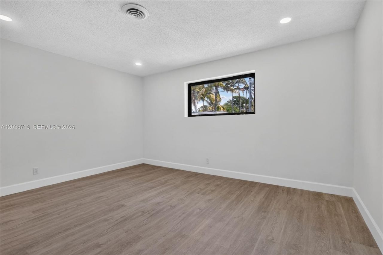 258 SW 8th St , Dania Beach, FL 33004 Photo