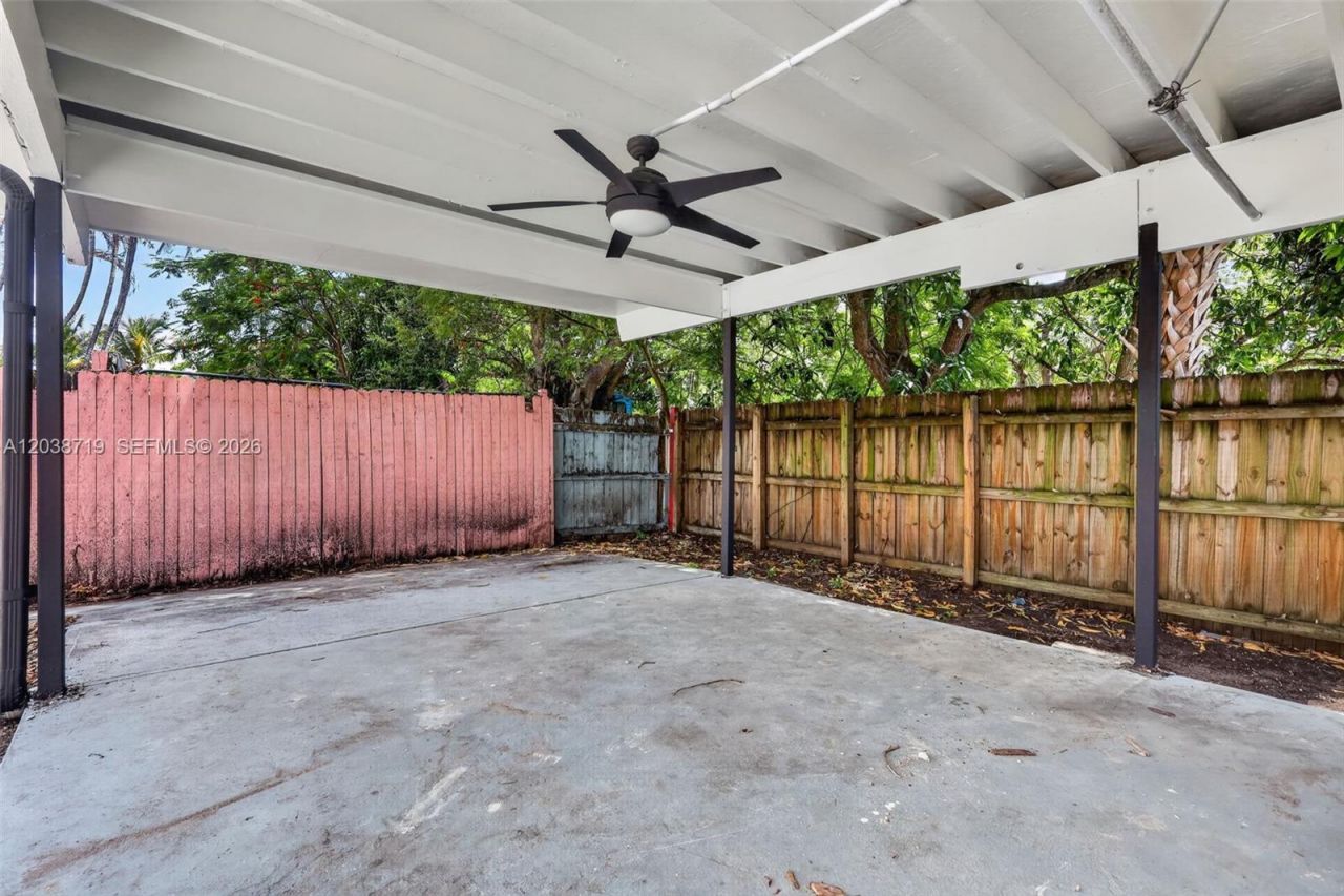 258 SW 8th St , Dania Beach, FL 33004 Photo