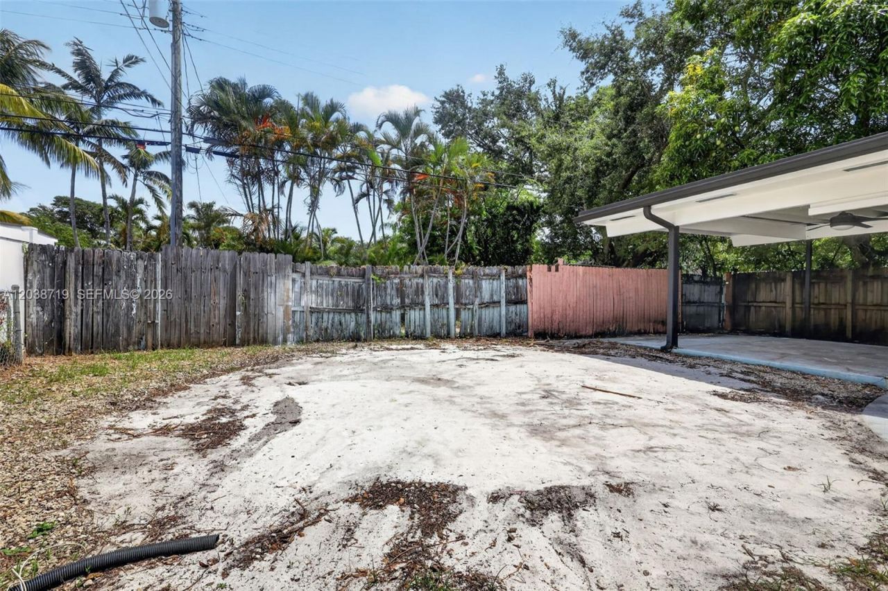 258 SW 8th St , Dania Beach, FL 33004 Photo