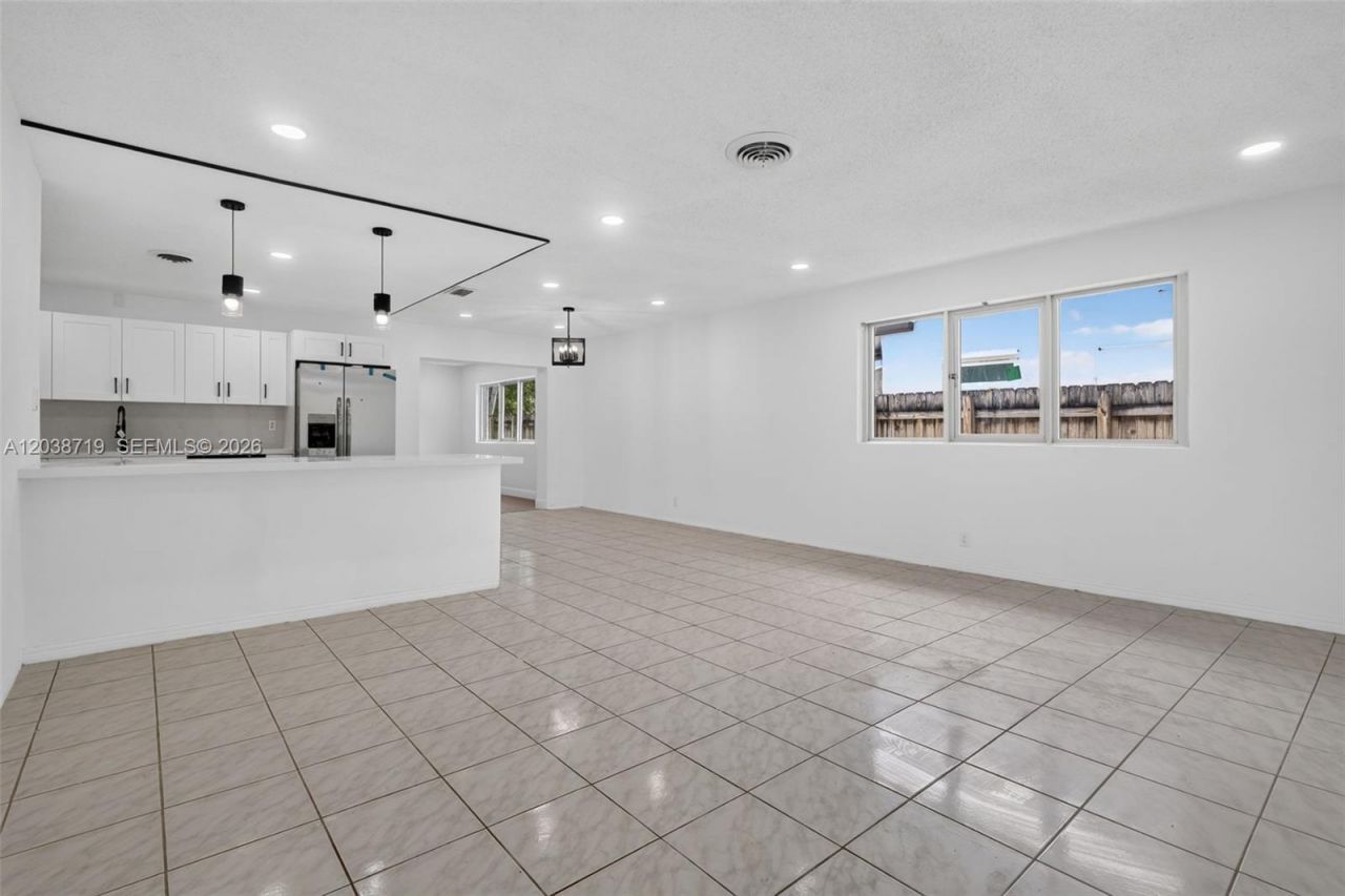 258 SW 8th St , Dania Beach, FL 33004 Photo