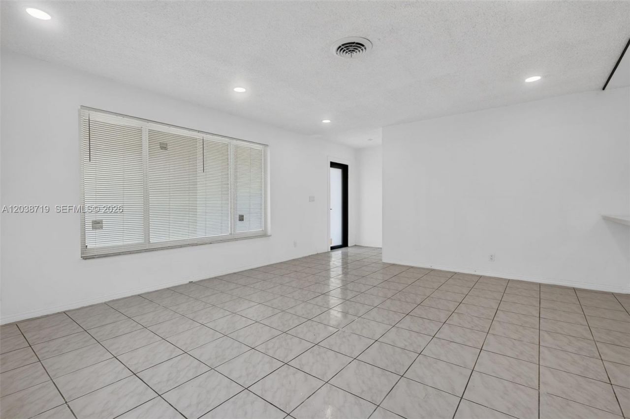 258 SW 8th St , Dania Beach, FL 33004 Photo