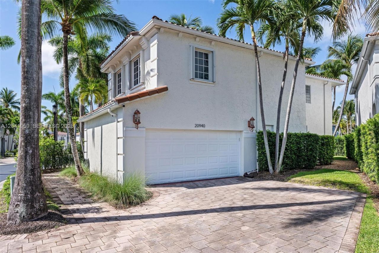 20940 NE 31st Pl, Aventura, FL 33180 Photo
