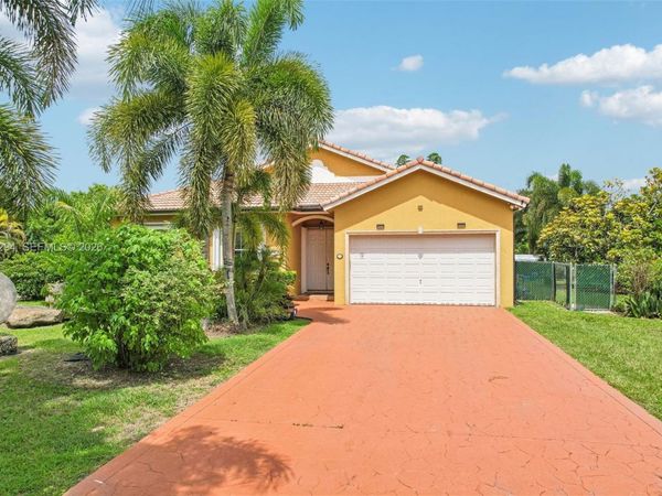 21401 SW 187th Ave , Miami, FL 33187