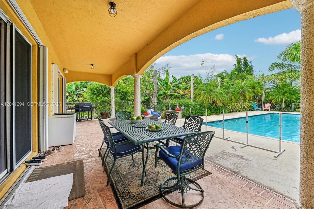 21401 SW 187th Ave , Miami, FL 33187 Photo