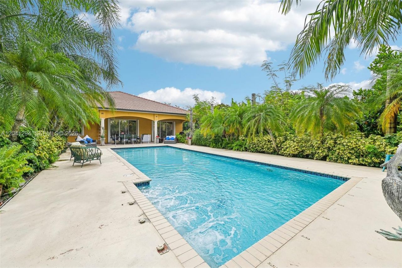 21401 SW 187th Ave , Miami, FL 33187 Photo