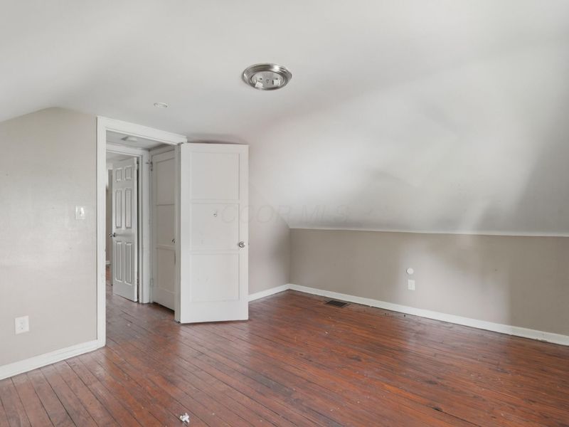 711 S Highland Avenue, Columbus, OH 43223 Photo 17
