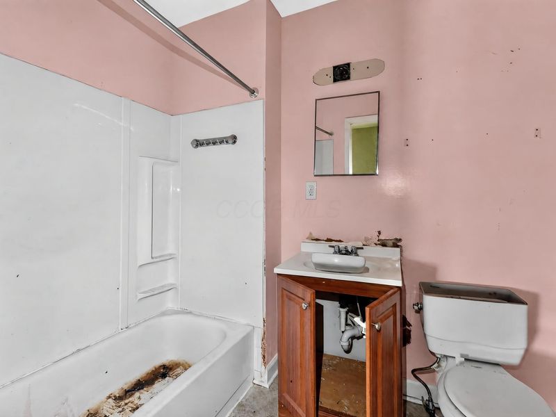 711 S Highland Avenue , Columbus, OH 43223 Photo 26