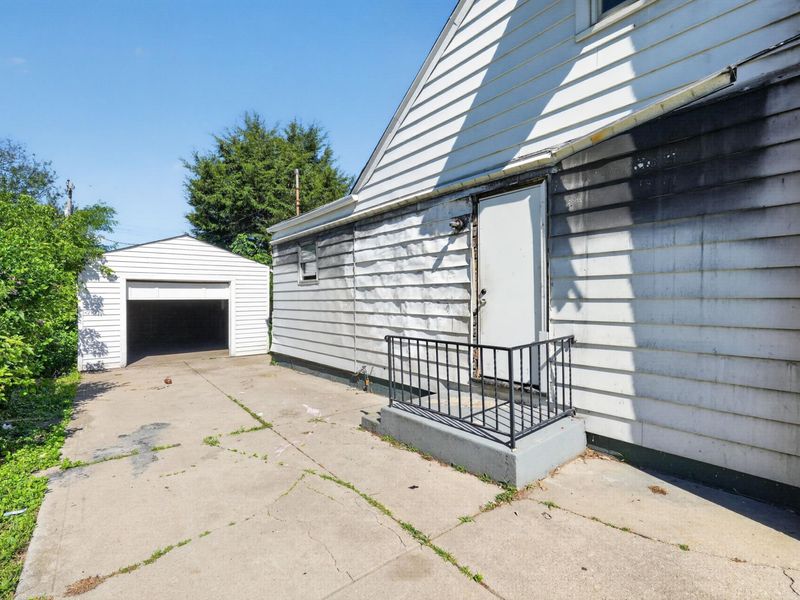 711 S Highland Avenue, Columbus, OH 43223 Photo 3