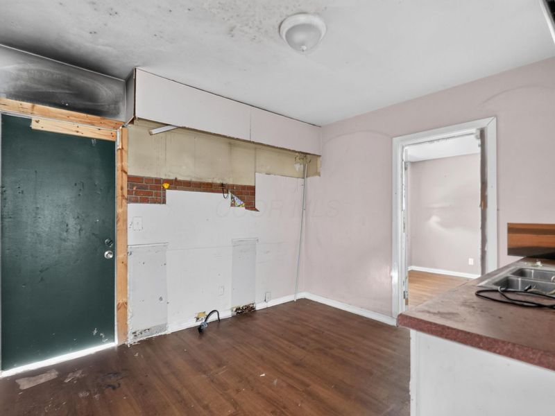 711 S Highland Avenue , Columbus, OH 43223 Photo 9