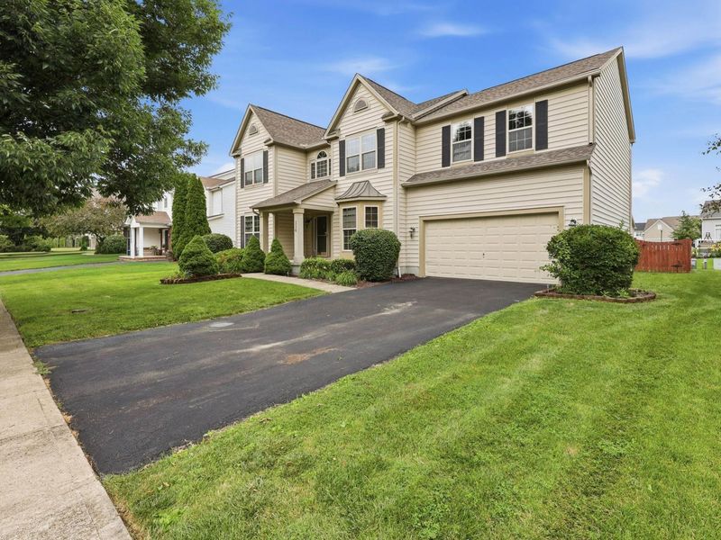 114 Diverston Way, Delaware, OH 43015 Photo 3