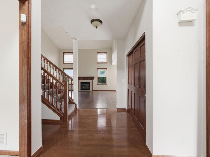 114 Diverston Way, Delaware, OH 43015 Photo 7