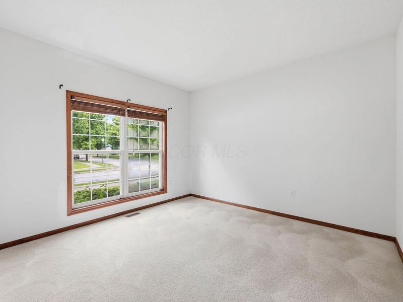 114 Diverston Way, Delaware, OH 43015 Photo 8