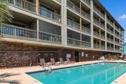 811 Ocean Blvd. N photo 4