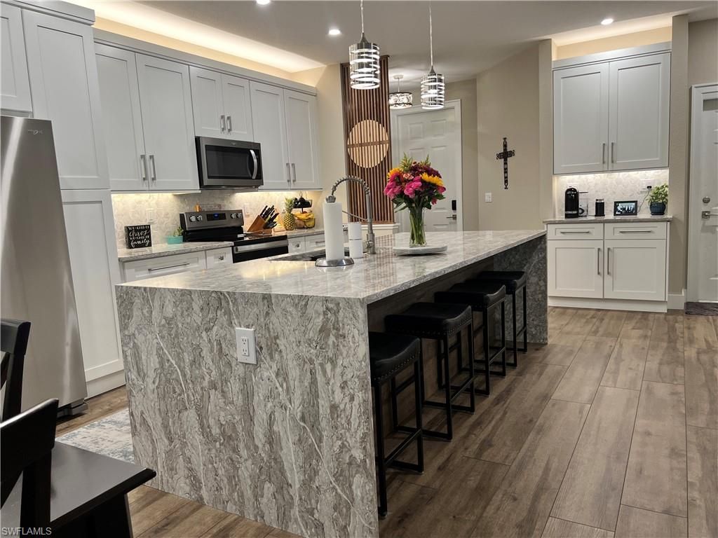 7009 Romana Way , Unit 1602, Naples, FL 34119 Photo