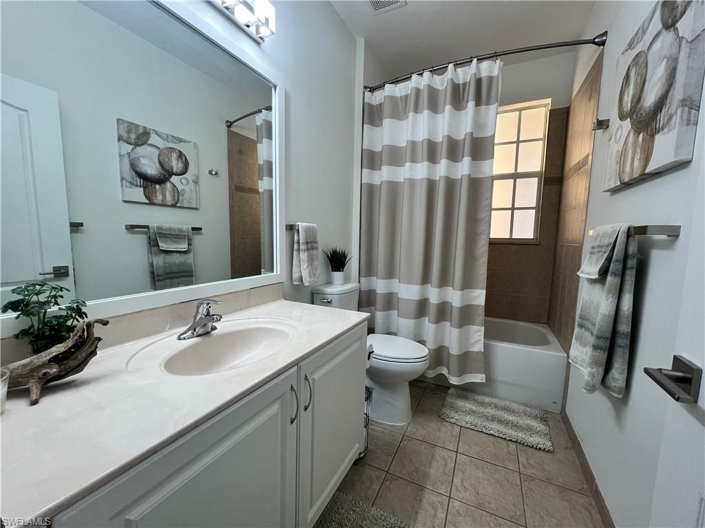 7009 Romana Way , Unit 1602, Naples, FL 34119 Photo